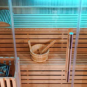 Dentro Il Teatro , Aeroporto di Catania Fontana Rossa Italia